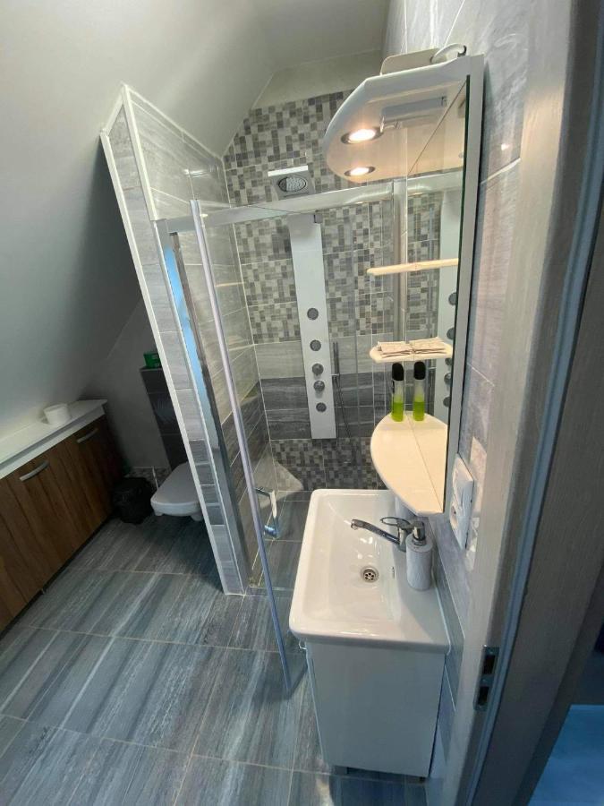 ברדיוב Centrum Apartman S- Dom מראה חיצוני תמונה